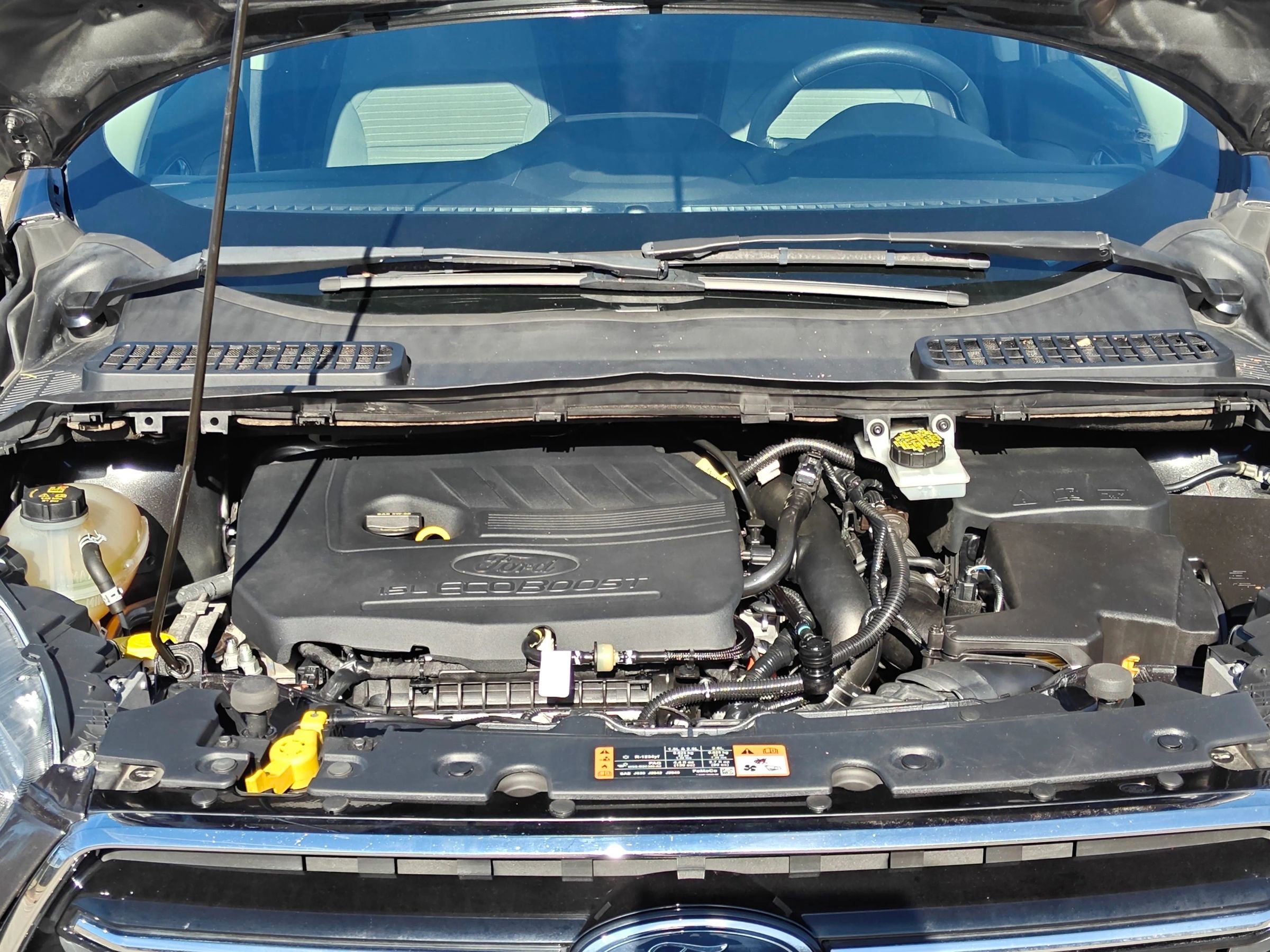 Used 2018 Ford Escape SE w/ SE Sport Appearance Package image 20