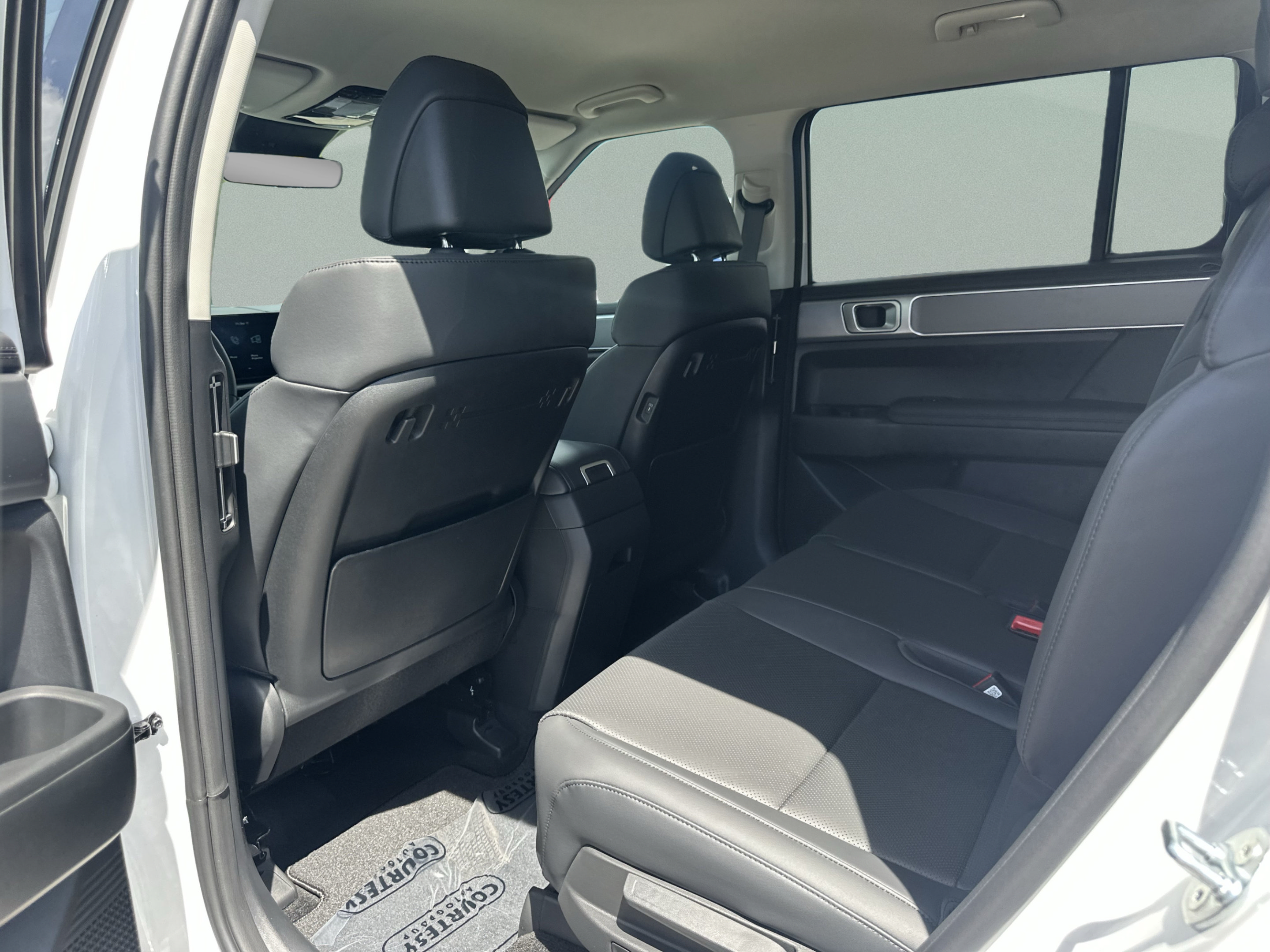 New 2027 Hyundai Santa Fe SEL FWD image 14