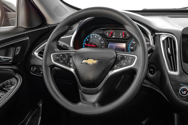 Used 2019 Chevrolet Malibu LT FWD image 15