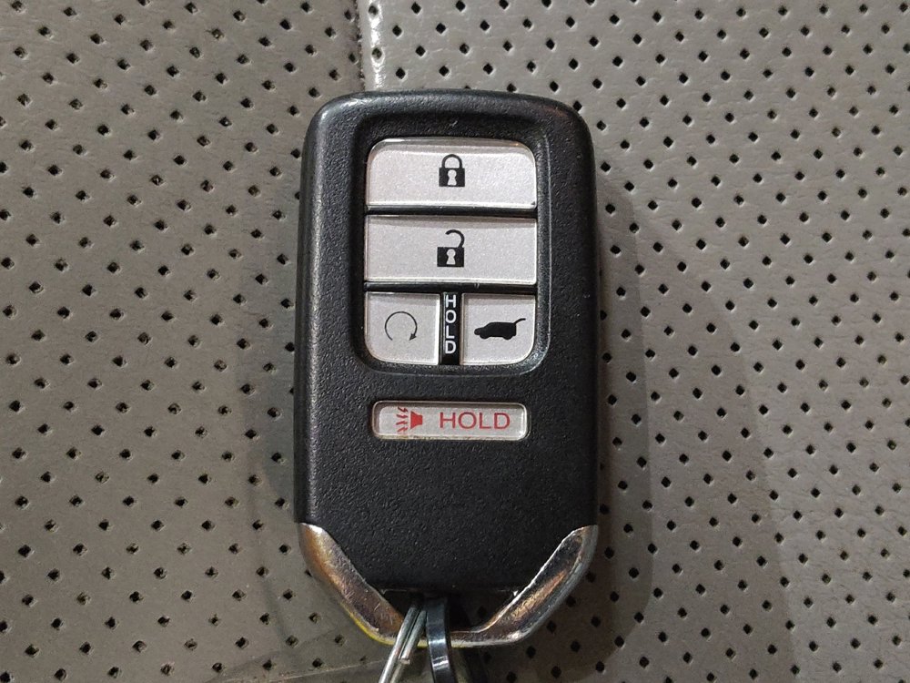 Used 2020 Honda Pilot Elite image 32