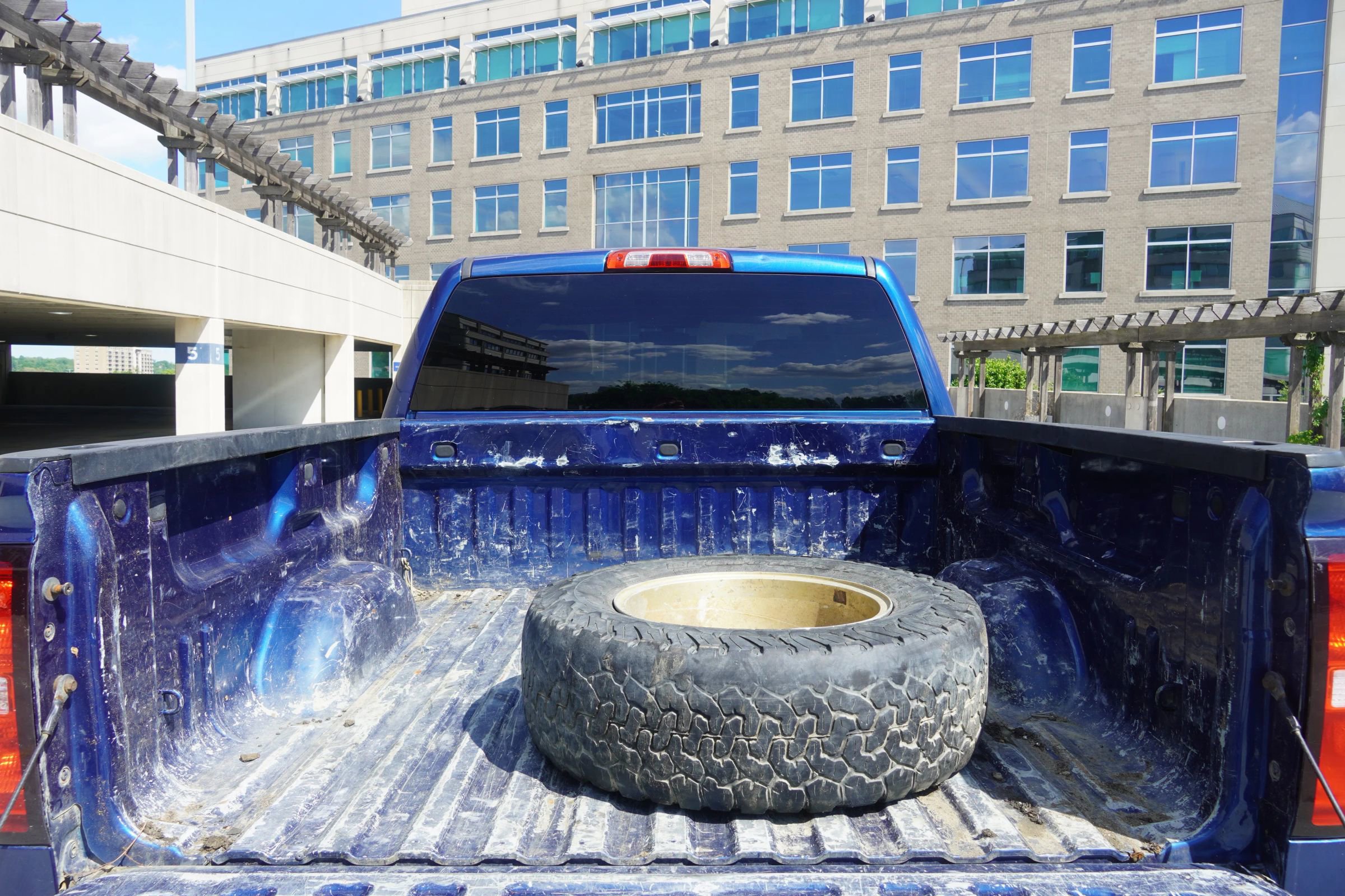 Used 2017 Chevrolet Silverado 1500 LT w/ All Star Edition AWD/4WD image 33