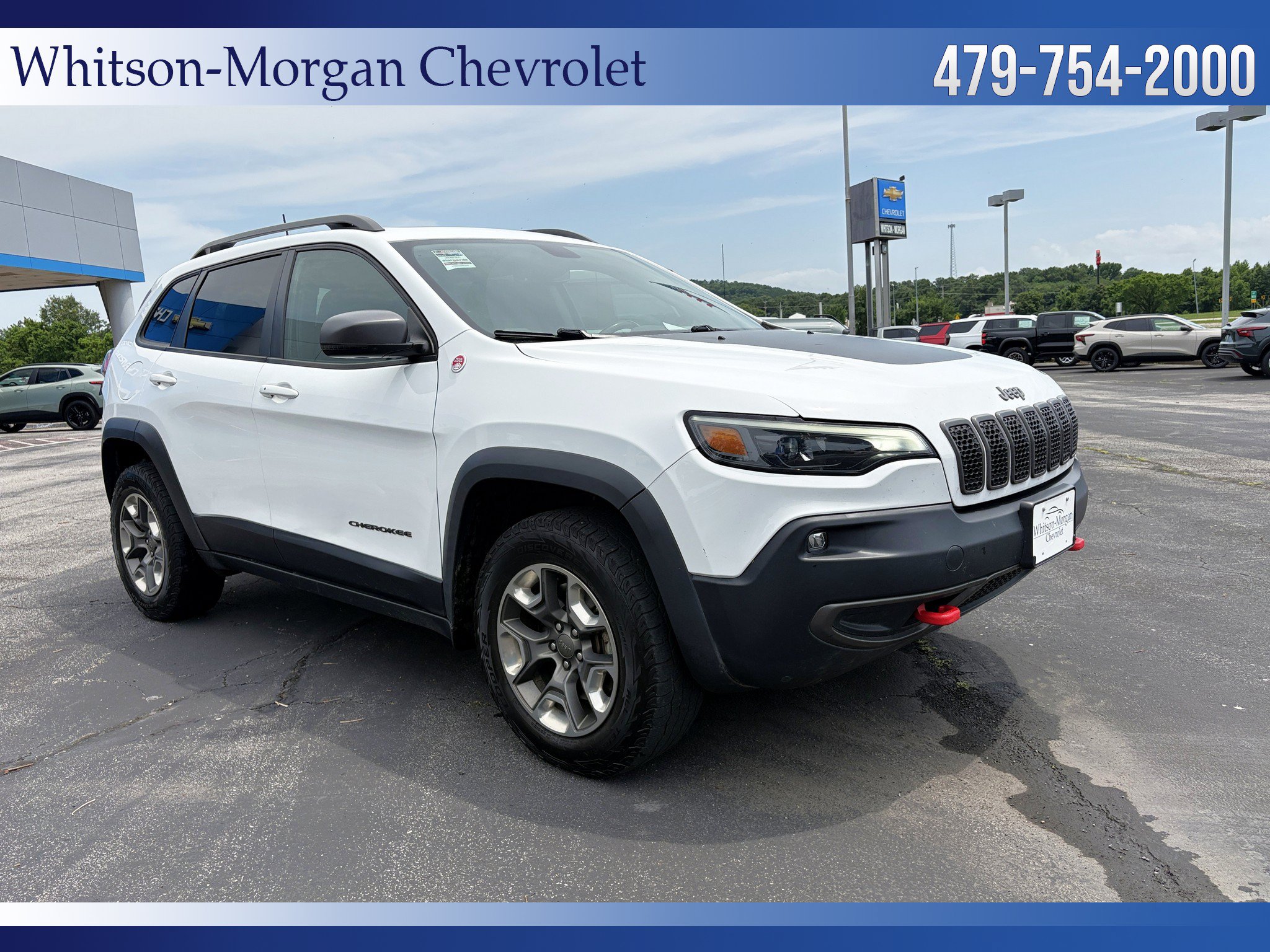 Used 2020 Jeep Cherokee Trailhawk w/ Comfort/Convenience Group AWD/4WD image 3