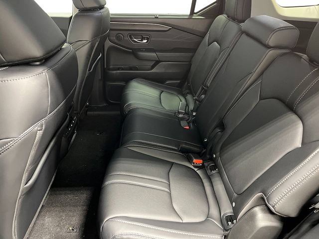New 2026 Honda Pilot Touring image 25