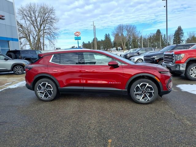 New 2026 Chevrolet Equinox EV LT image 2