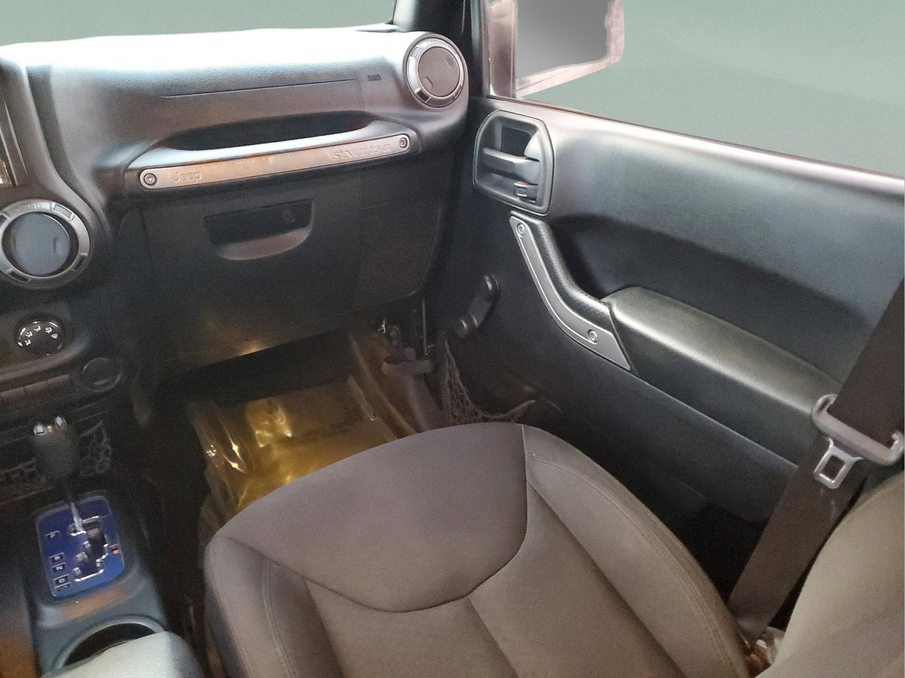 Used 2015 Jeep Wrangler Unlimited Sport w/ Trailer Tow Group image 24