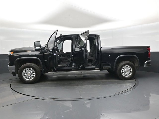 Used 2024 Chevrolet Silverado 2500 LT image 48