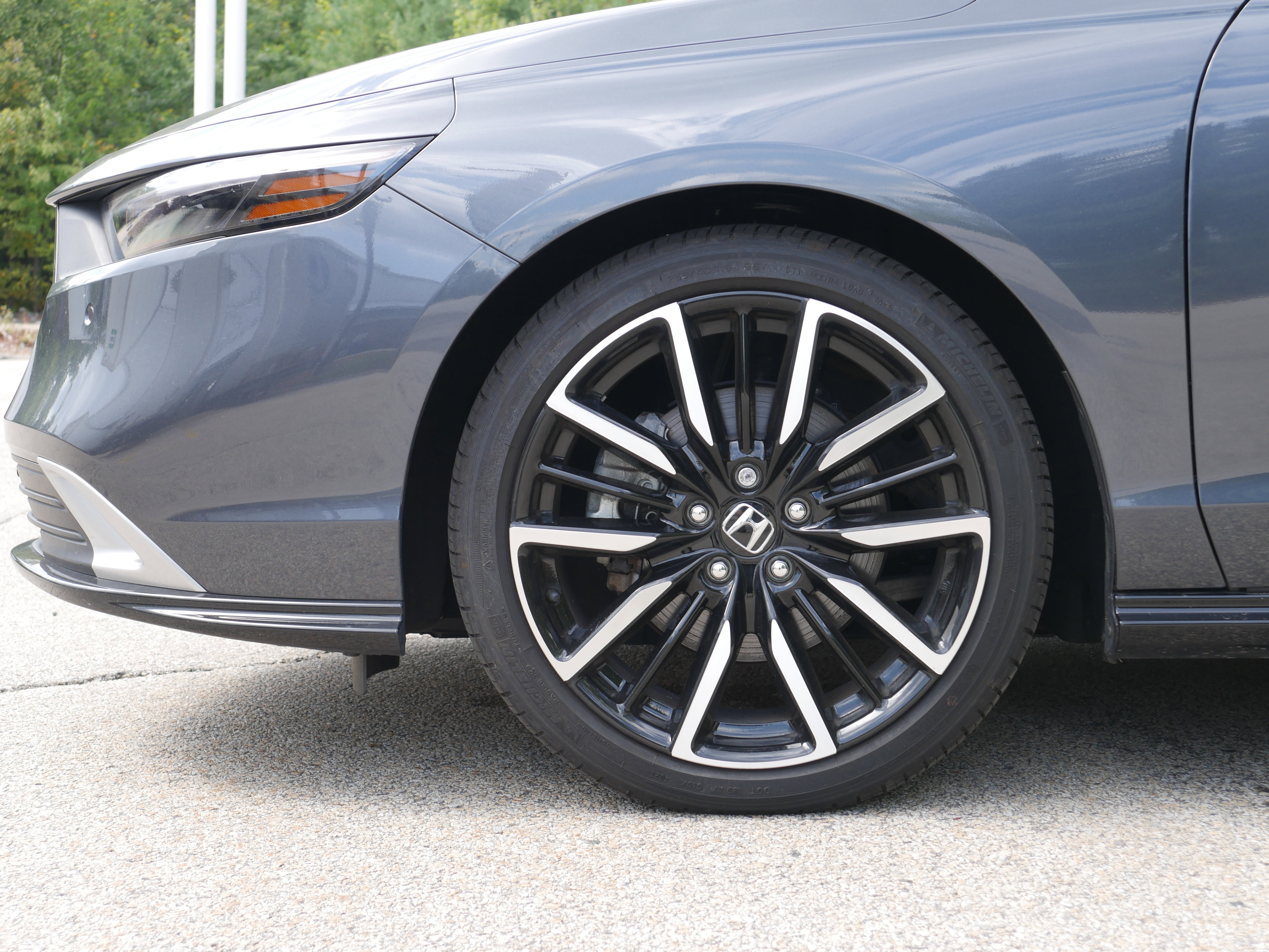 Used 2024 Honda Accord Touring image 11