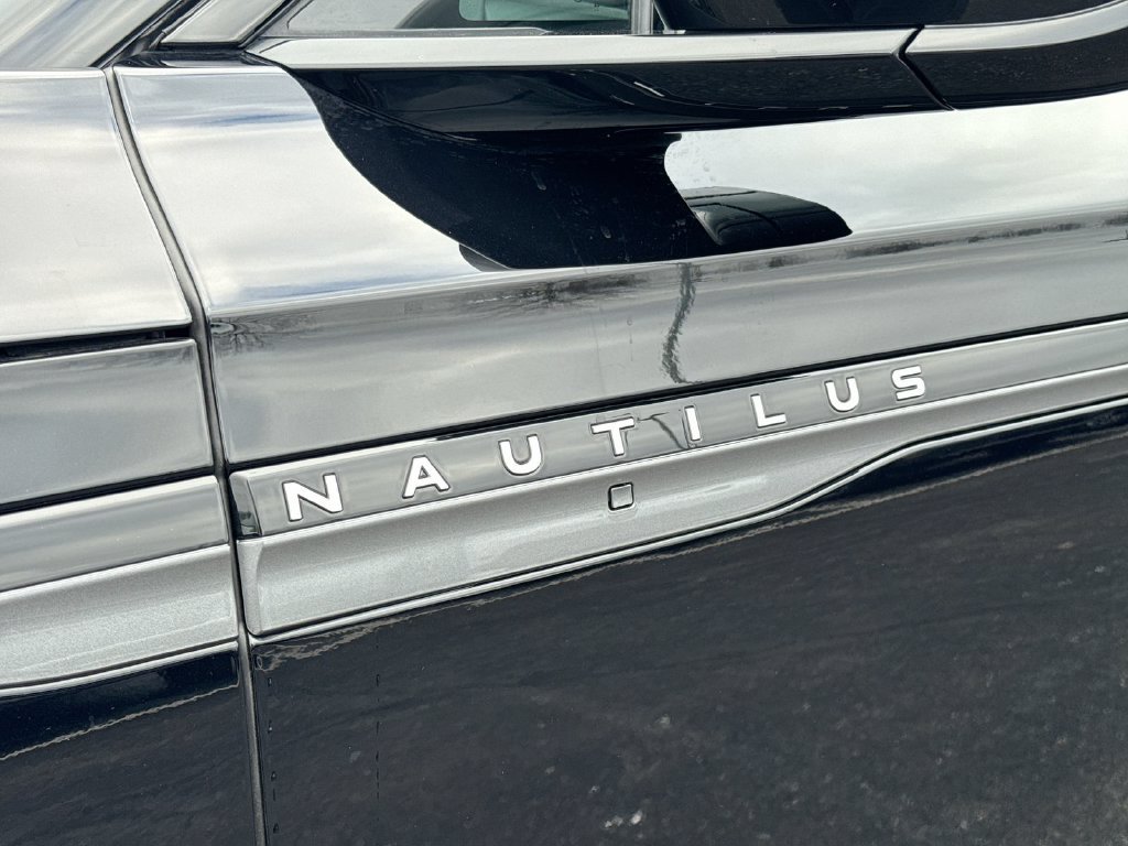 New 2026 Lincoln Nautilus Premier w/ Equipment Group 102A AWD/4WD image 27