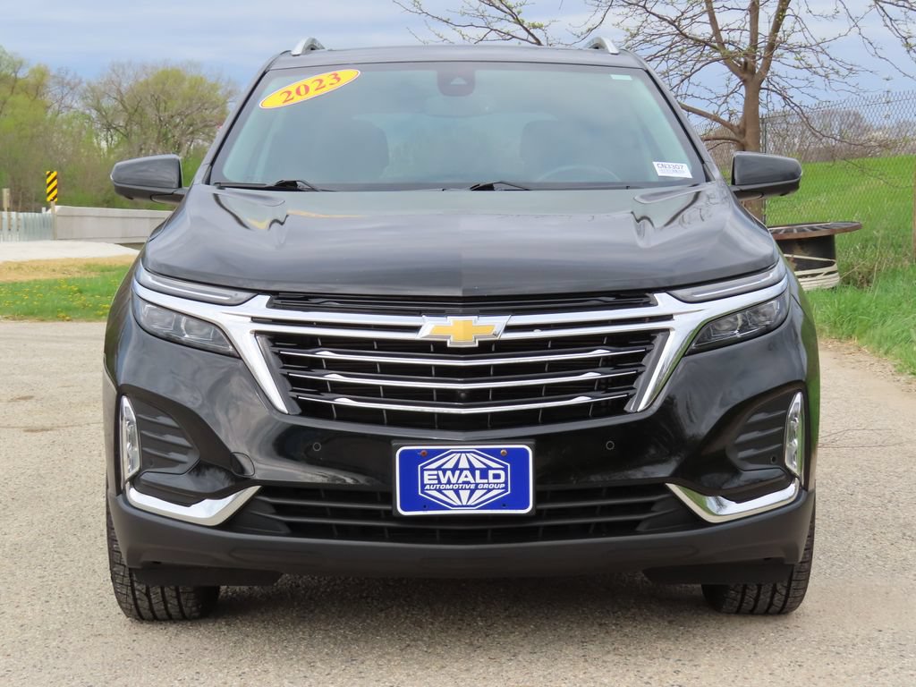 Used 2023 Chevrolet Equinox Premier AWD/4WD image 15