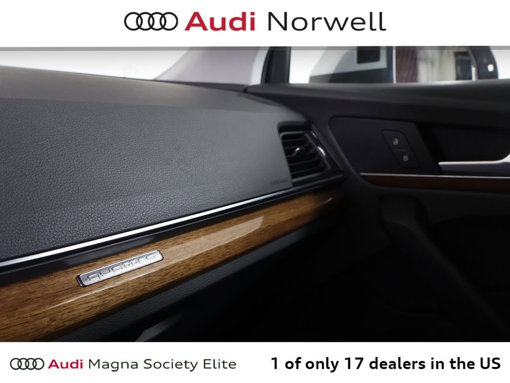 Used 2023 Audi Q5 2.0T Premium w/ Convenience Package image 7