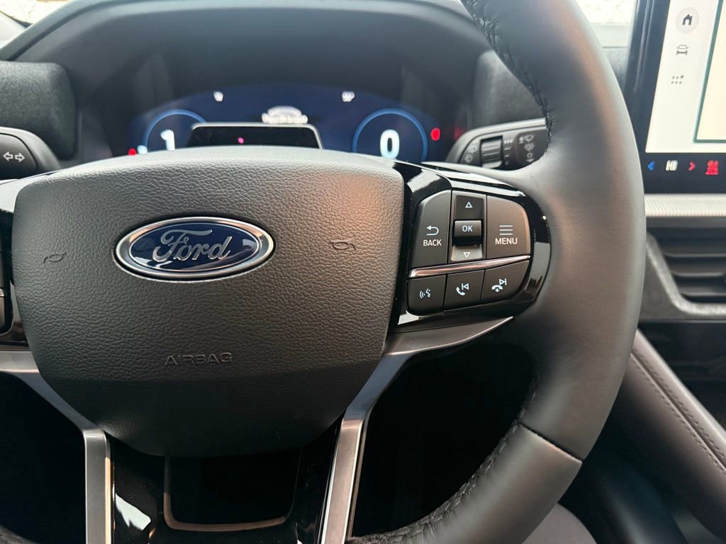 New 2026 Ford Explorer Platinum image 25