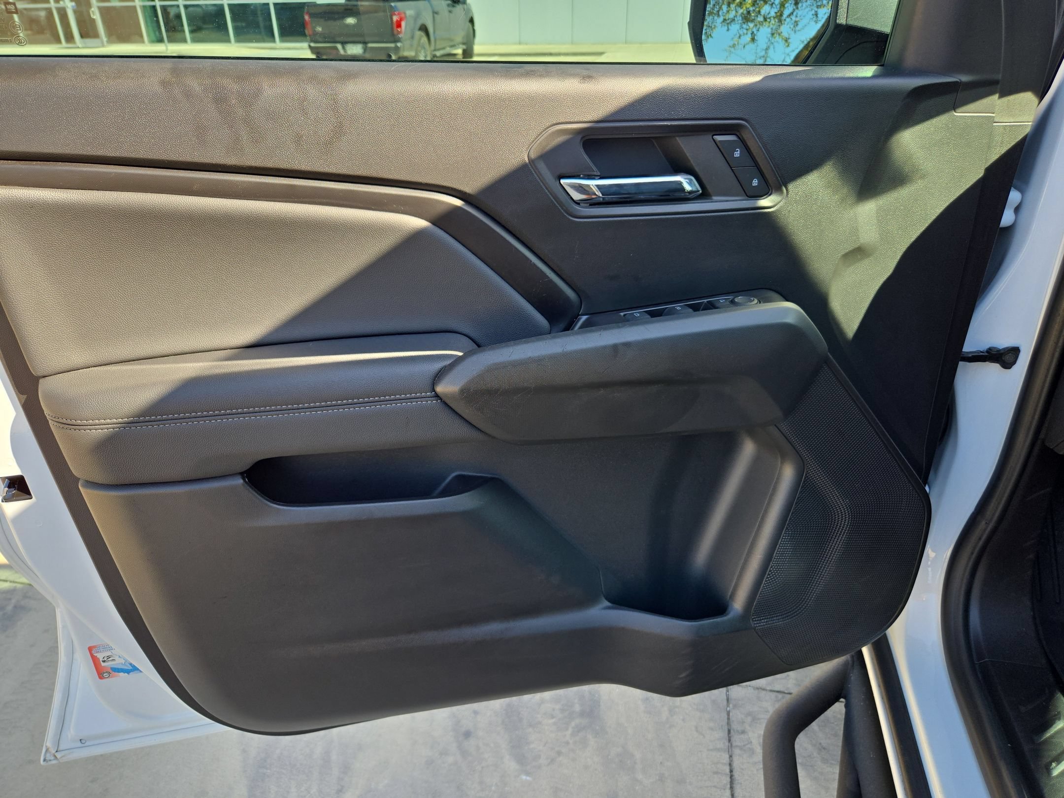Certified 2024 Chevrolet Colorado LT w/ LT Convenience Package II RWD image 11
