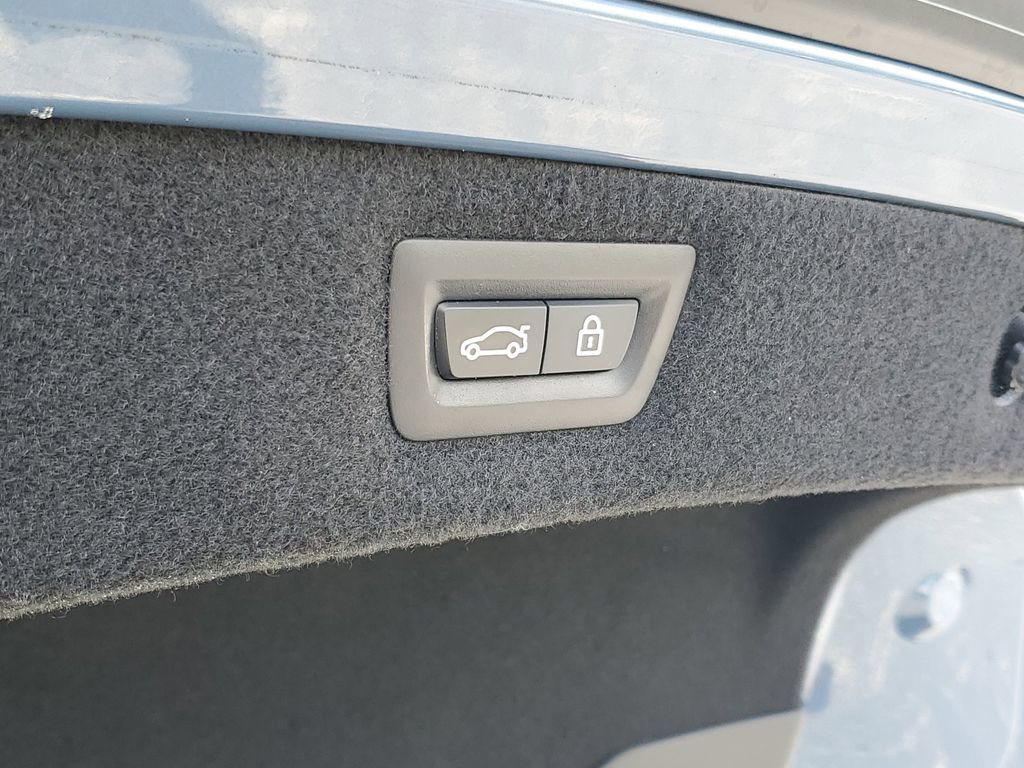 Used 2019 BMW M850i xDrive Coupe image 12