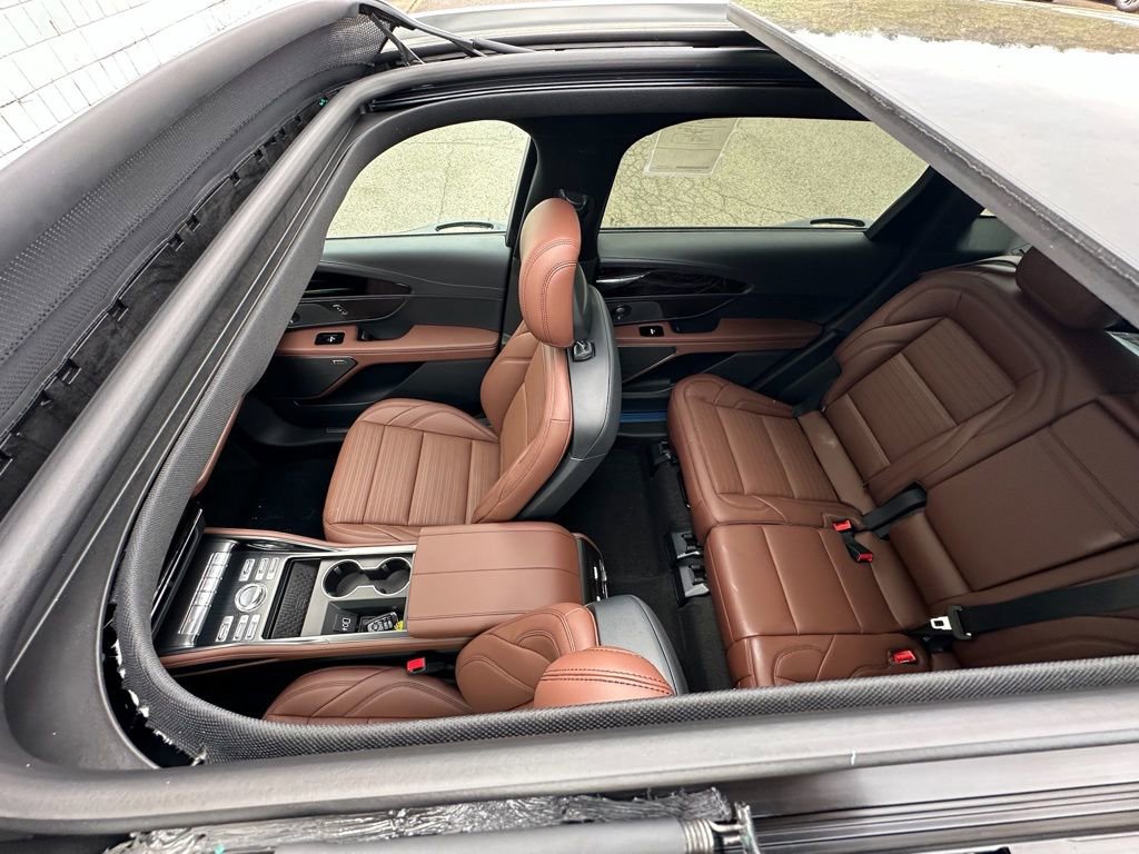 New 2026 Lincoln Nautilus Reserve AWD/4WD image 6