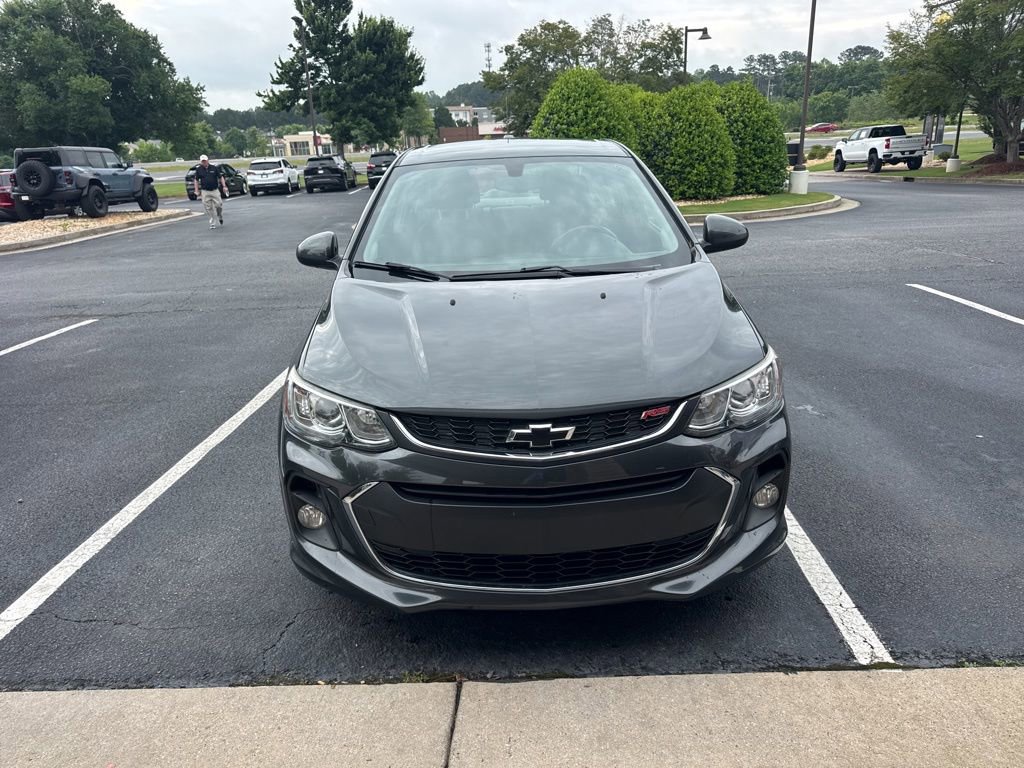 Used 2018 Chevrolet Sonic LT w/ Convenience Package FWD image 2