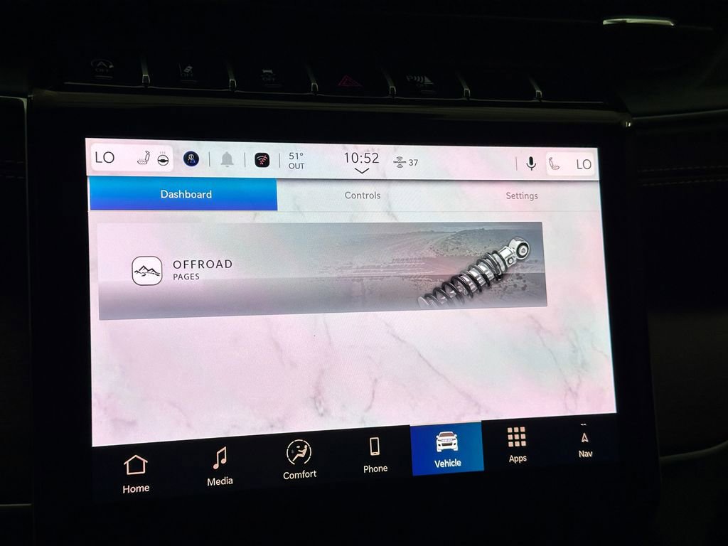 New 2025 Jeep Grand Cherokee Limited w/ Black Appearance Package image 35