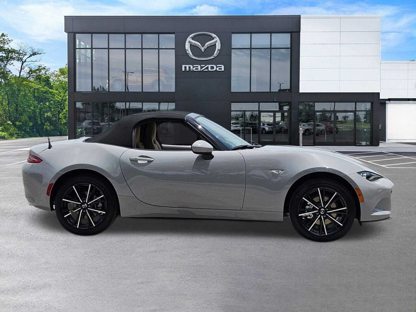 New 2026 MAZDA MX-5 Miata Grand Touring RWD image 5