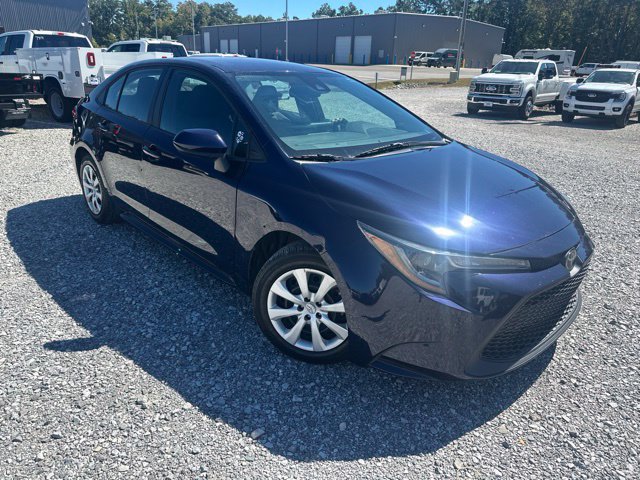 Used 2022 Toyota Corolla LE FWD image 2