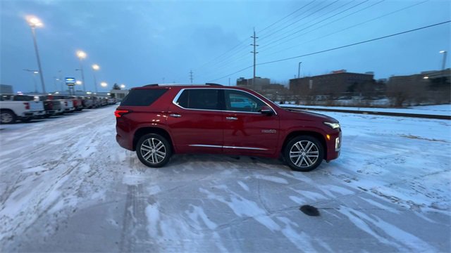 Certified 2022 Chevrolet Traverse High Country w/ LPO, Floor Liner Package image 9