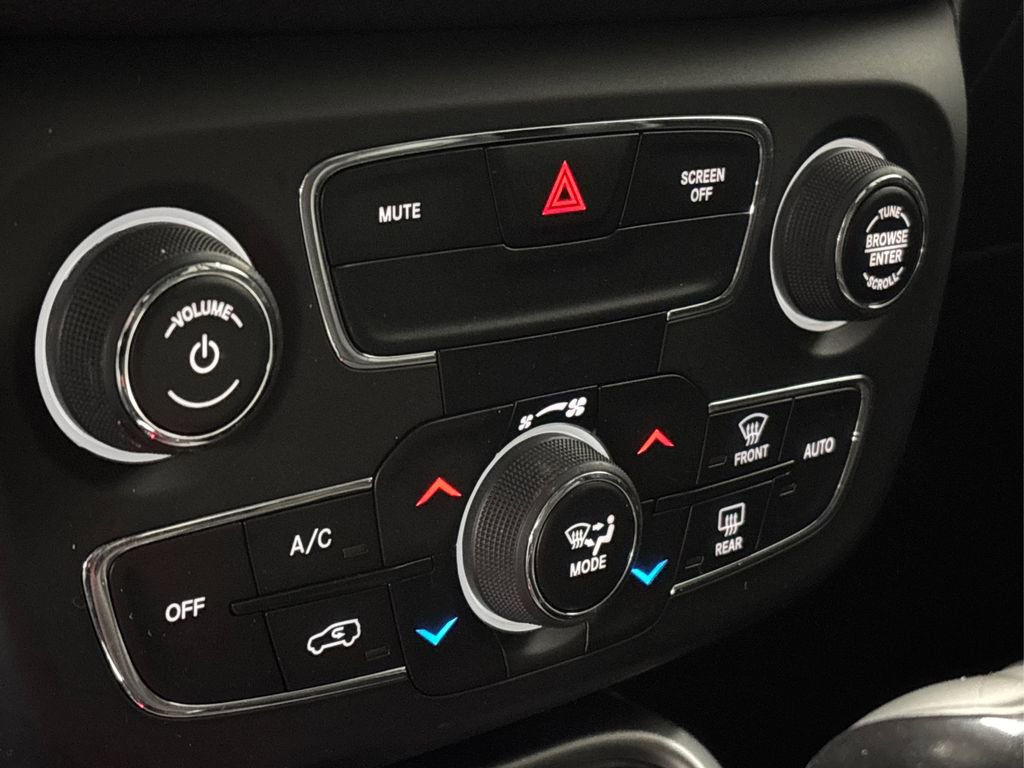 Used 2020 Jeep Compass Latitude w/ Popular Equipment Group image 29