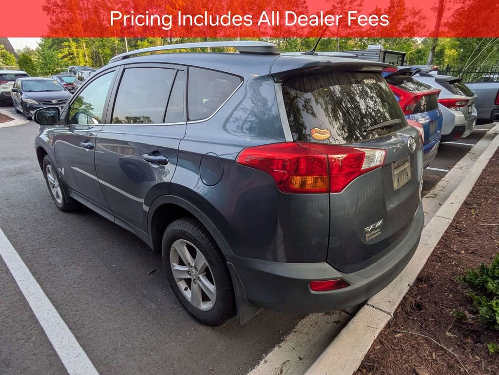 Used 2014 Toyota RAV4 XLE AWD/4WD image 5