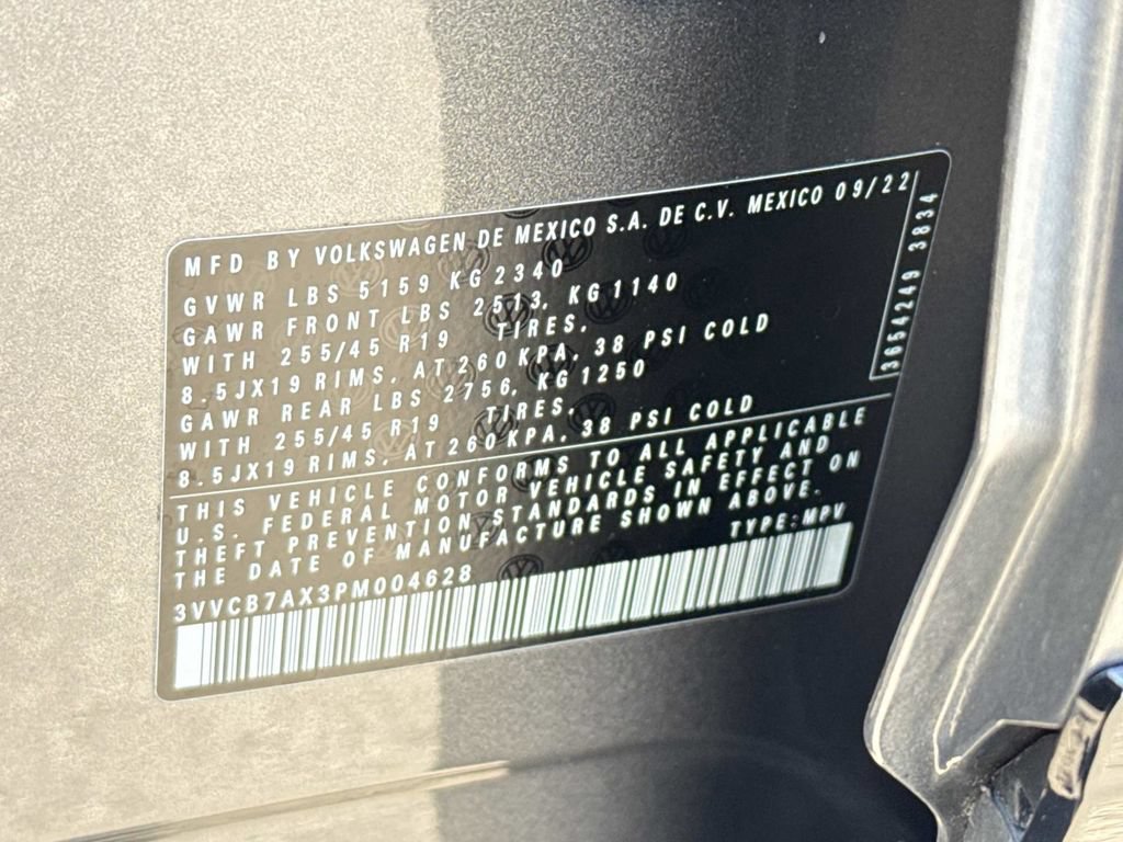 Used 2023 Volkswagen Tiguan SE R-Line FWD image 26