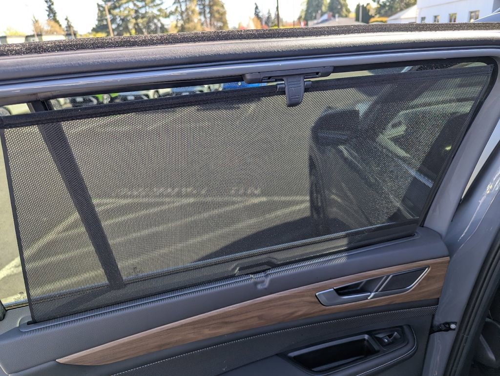 Used 2025 Volkswagen Atlas SE w/ Panoramic Sunroof Package AWD/4WD image 30