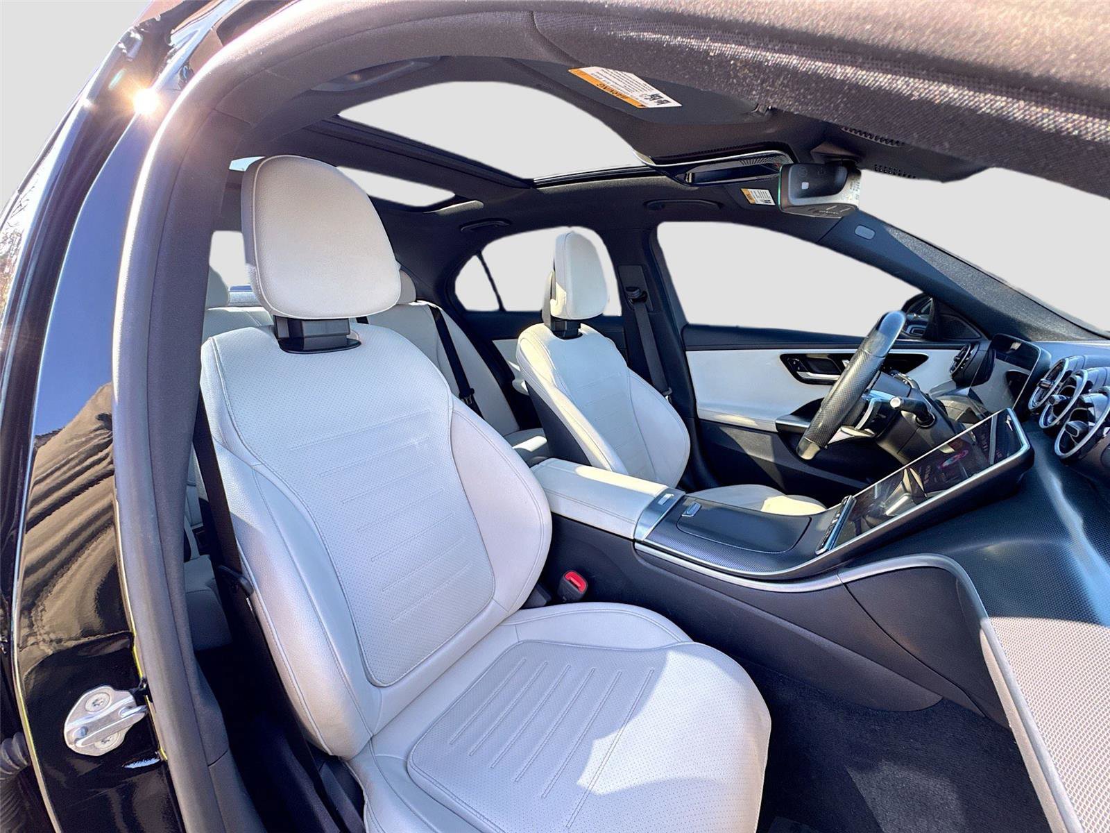 Used 2022 Mercedes-Benz C 300 Sedan image 28