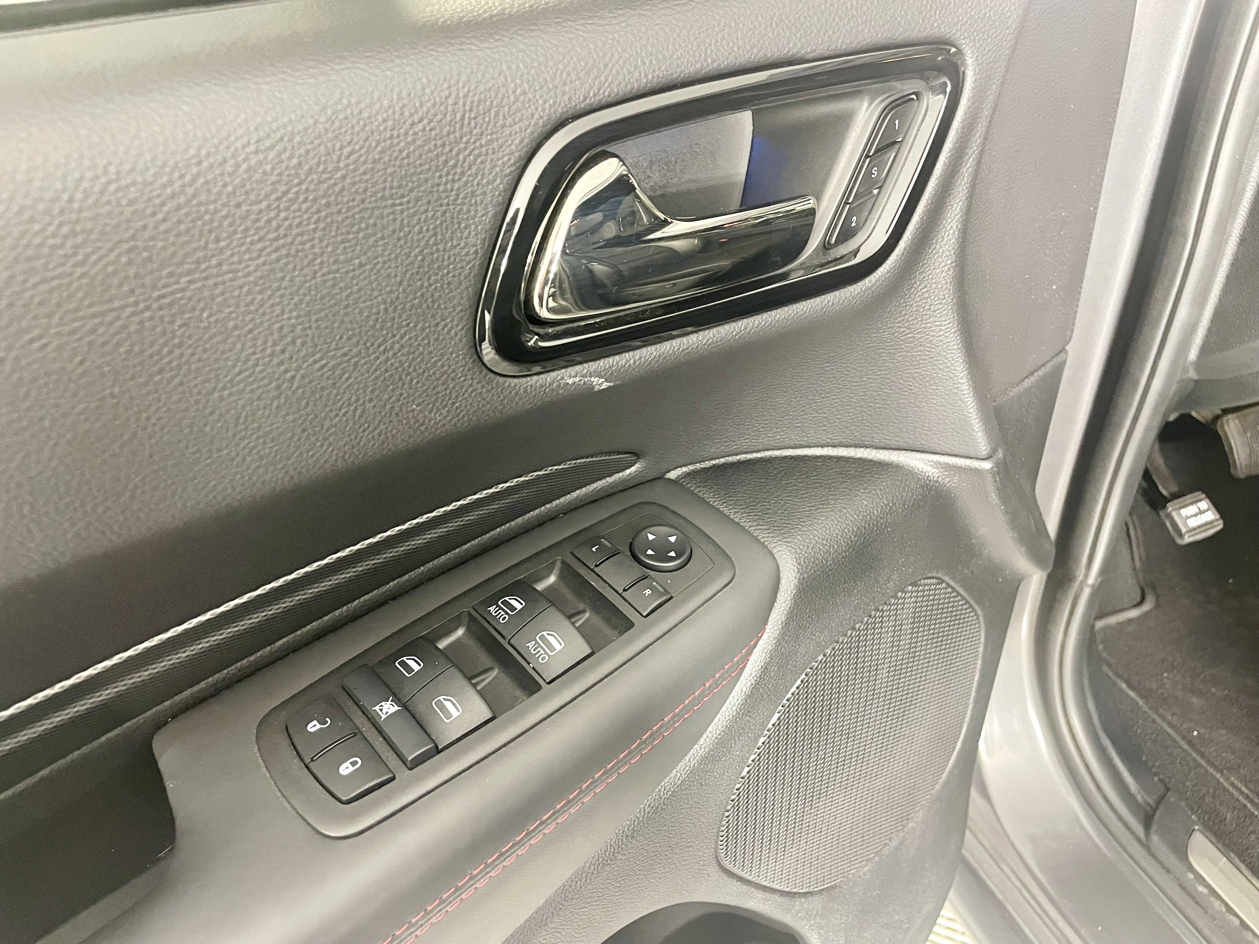 Certified 2025 Dodge Durango R/T image 14