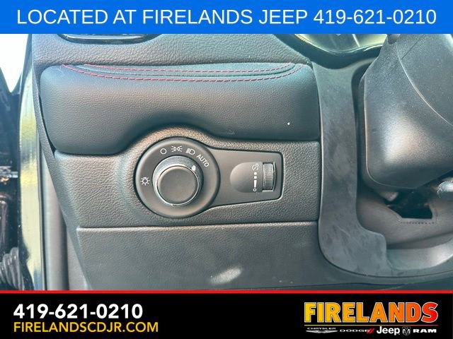 Used 2023 Dodge Durango R/T w/ Blacktop Package AWD/4WD image 15
