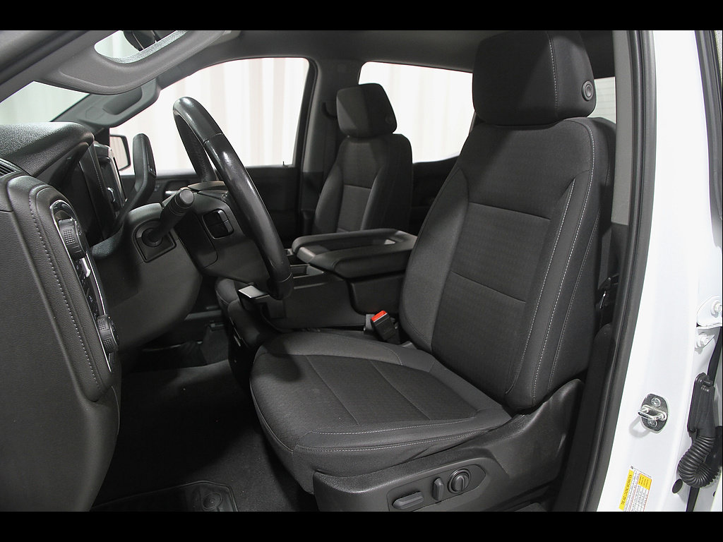 Used 2022 Chevrolet Silverado 1500 LT AWD/4WD image 5