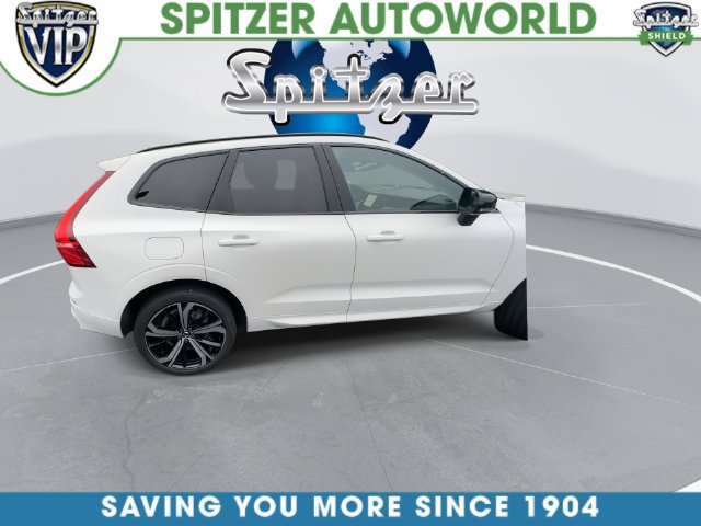 Used 2023 Volvo XC60 T8 Ultimate w/ Climate Package AWD/4WD image 16