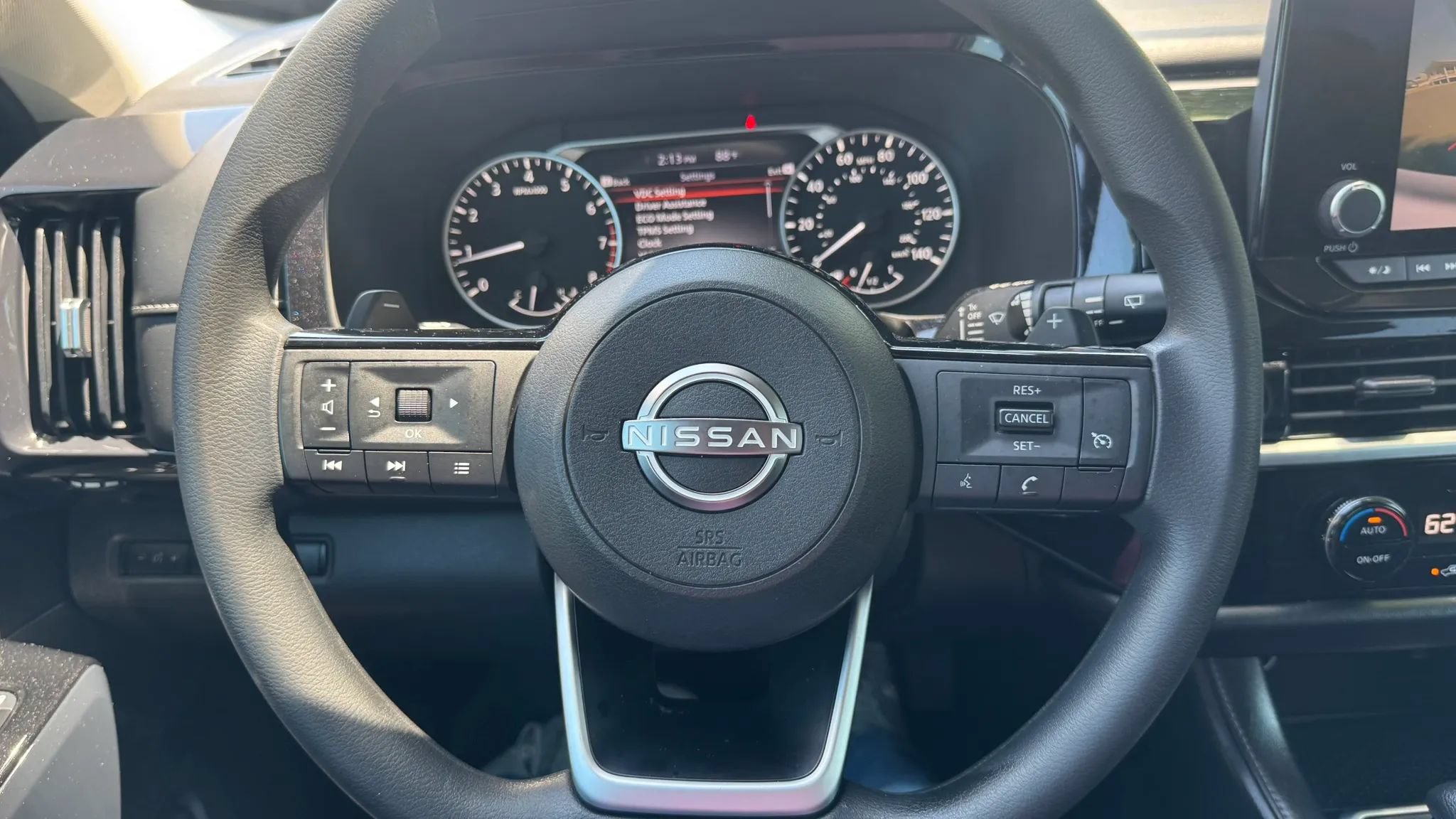 Used 2022 Nissan Pathfinder S FWD image 33