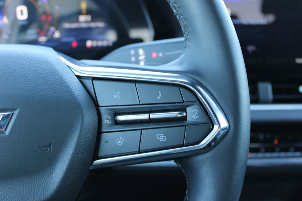 Used 2026 Chevrolet Equinox LT image 32