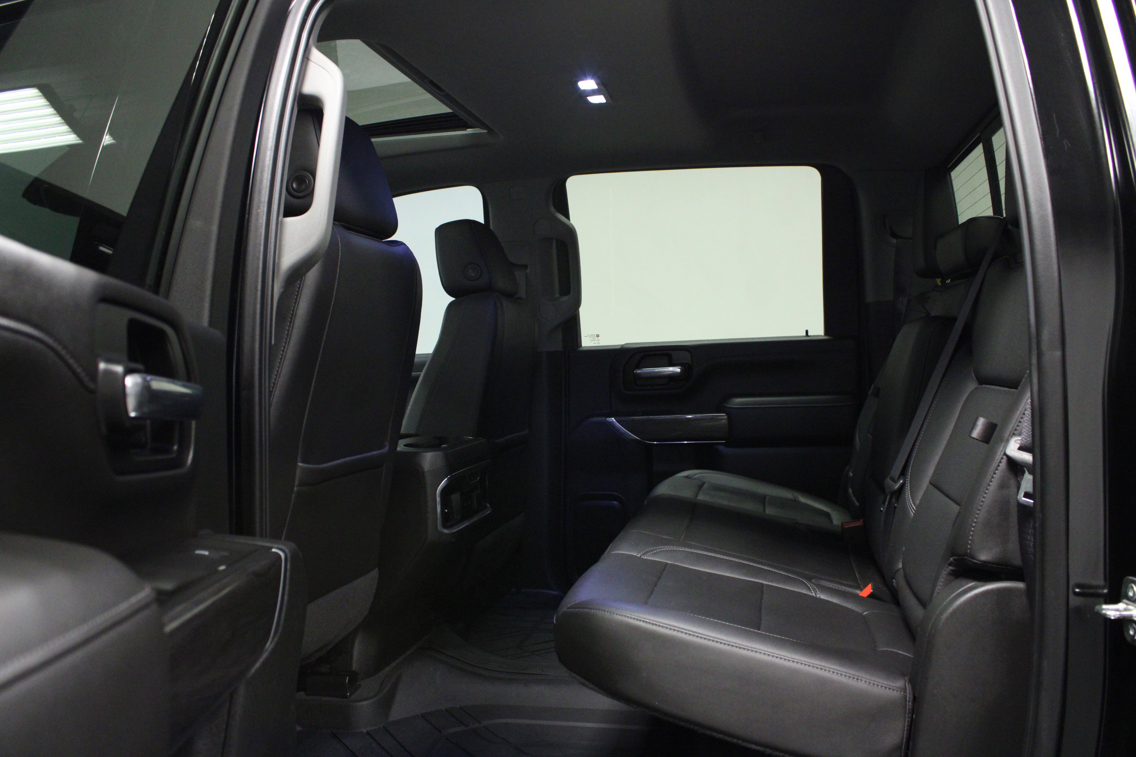 Used 2020 Chevrolet Silverado 2500 LTZ w/ LTZ Premium Package image 13