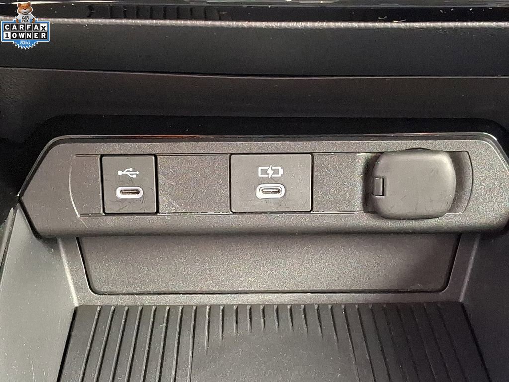 Used 2023 Toyota Prius Limited image 23