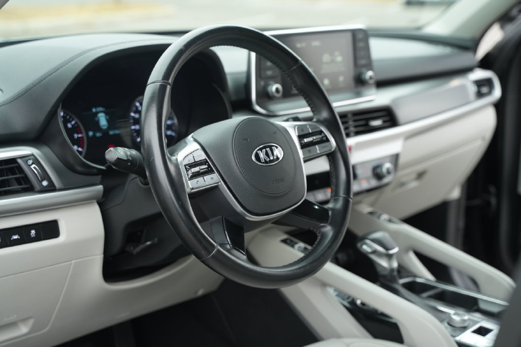 Used 2021 Kia Telluride S AWD/4WD image 29
