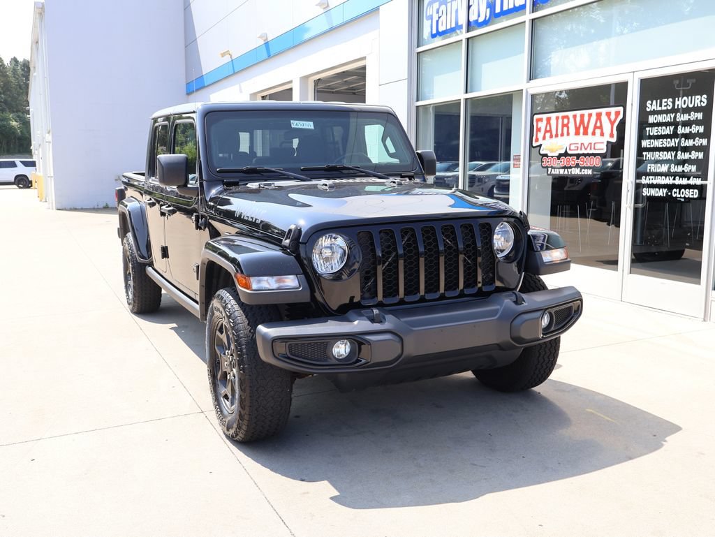 Used 2021 Jeep Gladiator Sport AWD/4WD image 2