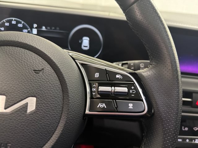 Certified 2024 Kia Seltos SX w/ SX Sunroof Package AWD/4WD image 26
