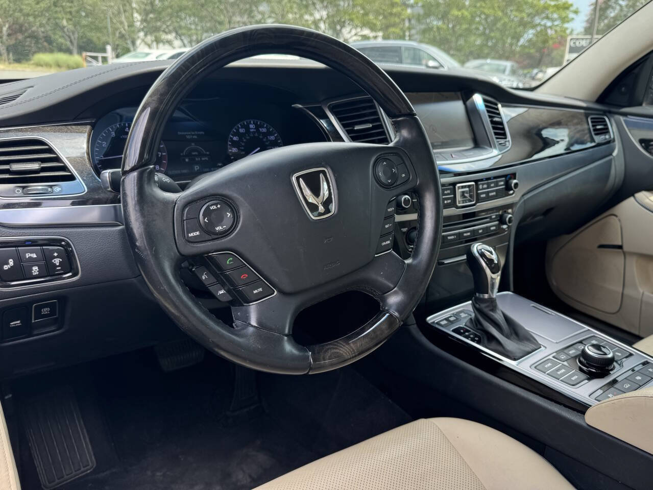 Used 2016 Hyundai Equus Signature RWD image 11
