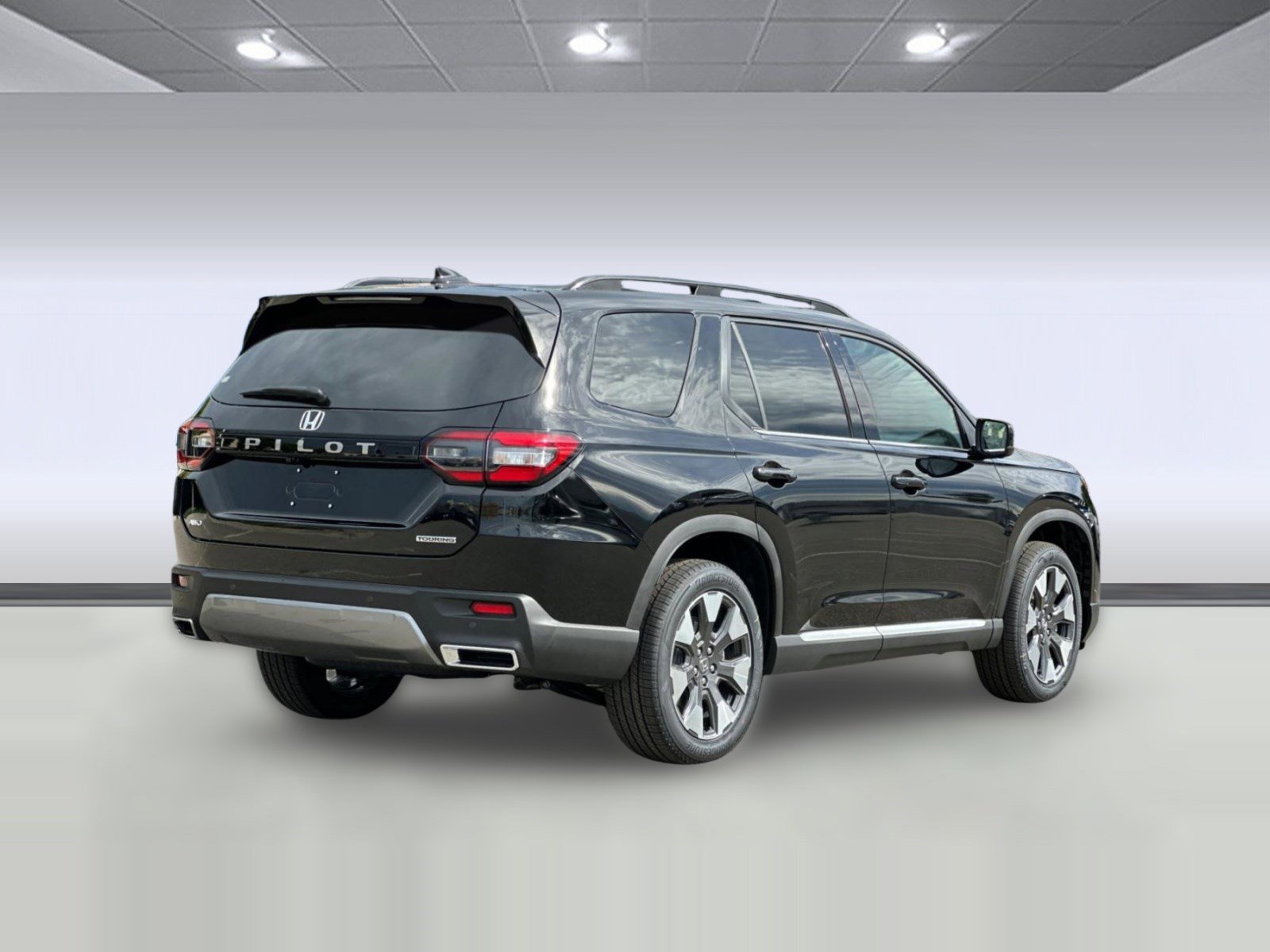 New 2026 Honda Pilot Touring image 8