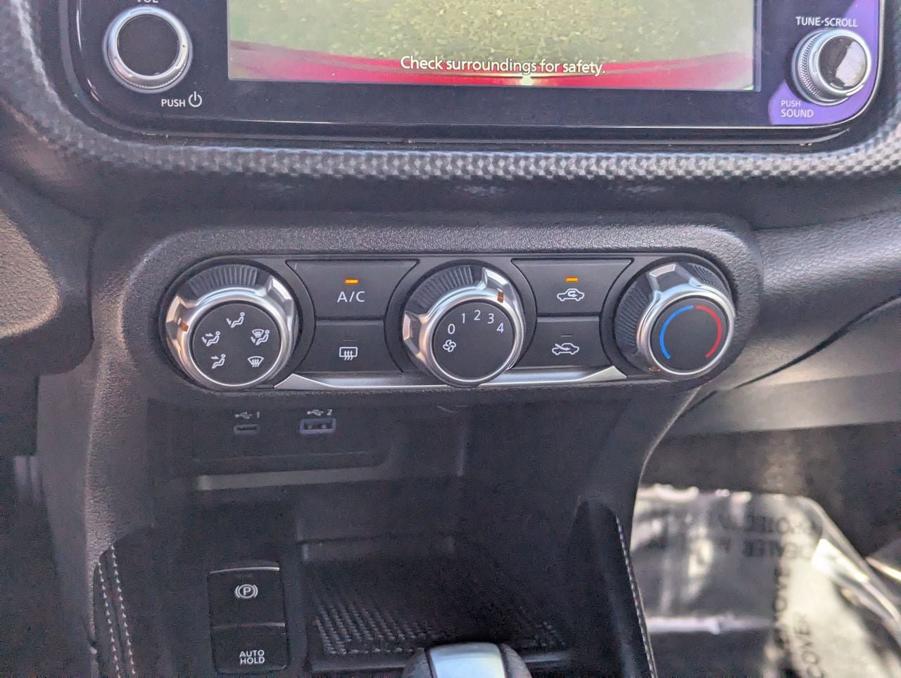 Certified 2024 Nissan Kicks SV FWD image 25