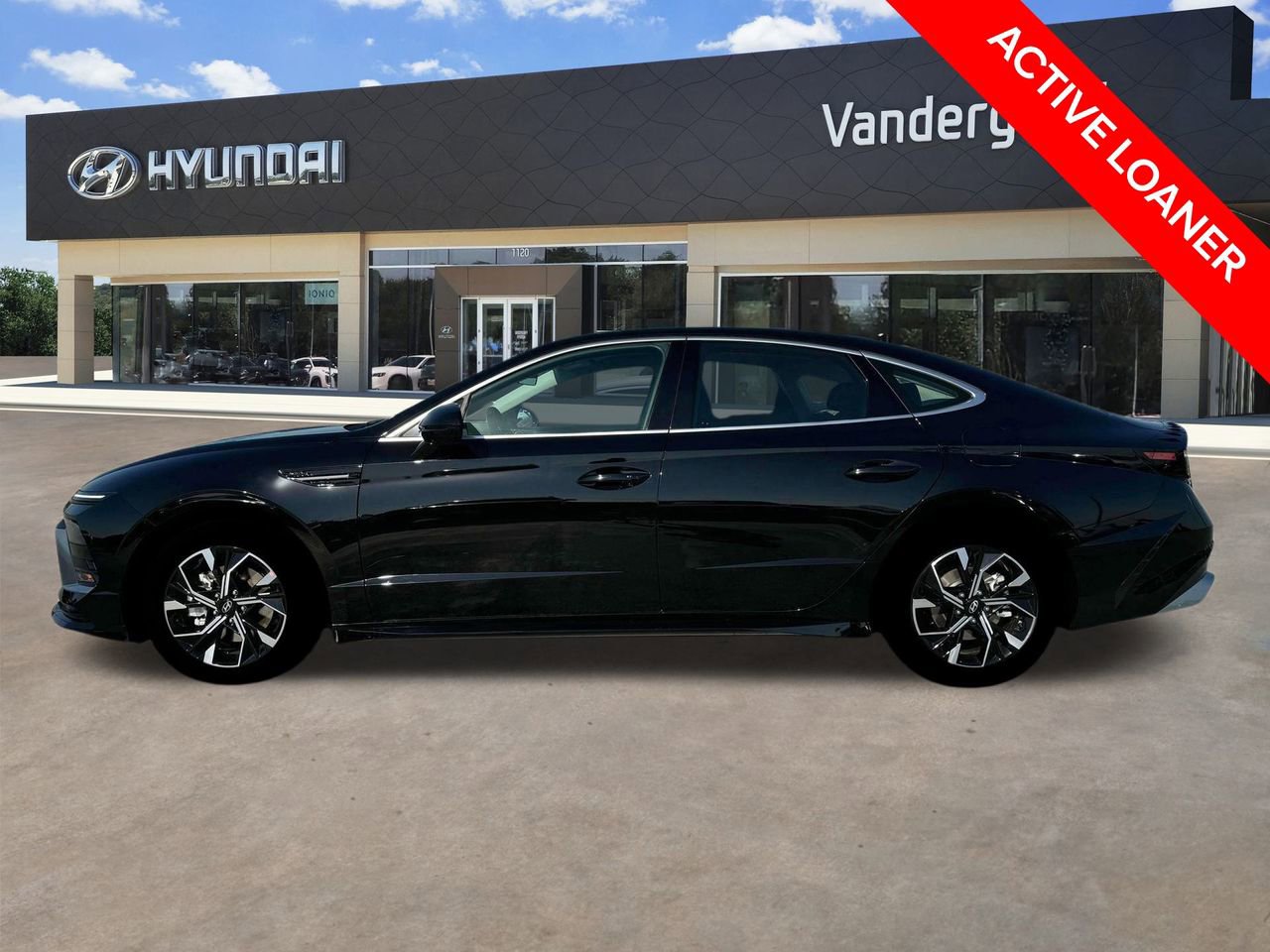 New 2025 Hyundai Sonata SEL image 3