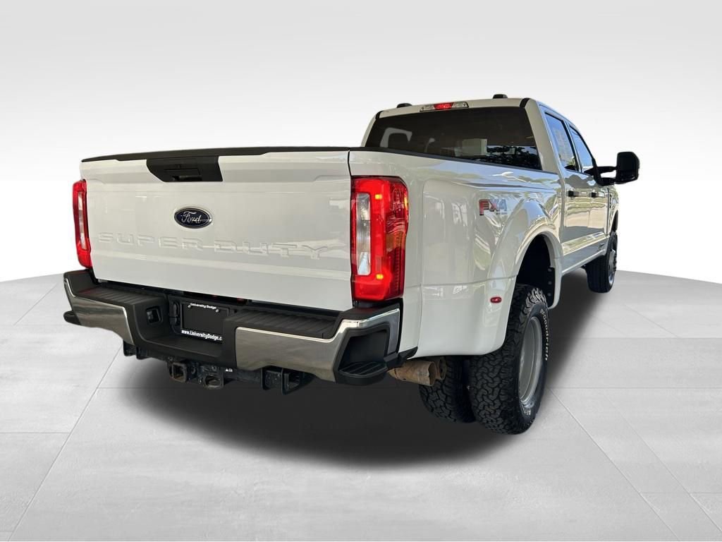 Used 2024 Ford F350 XLT w/ FX4 Off-Road Package AWD/4WD image 3