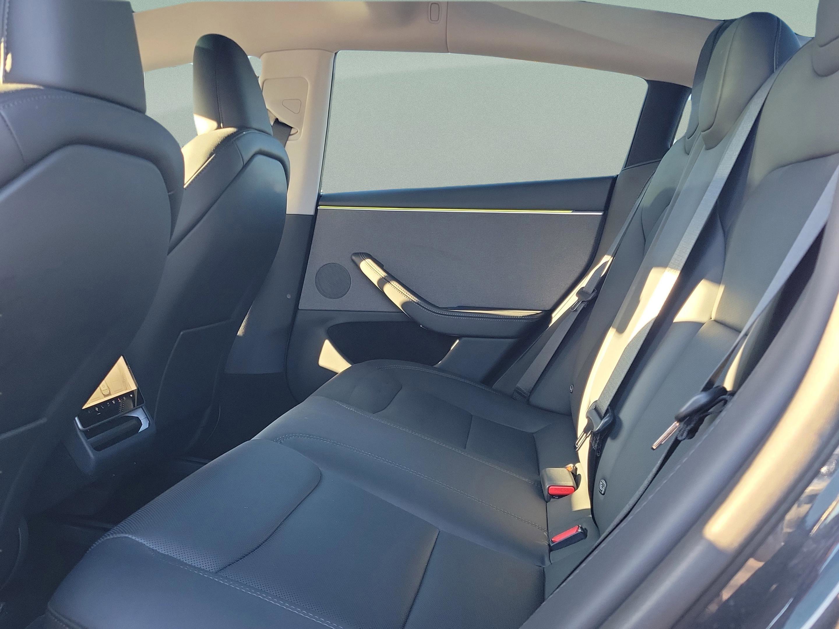 Used 2024 Tesla Model 3 image 9