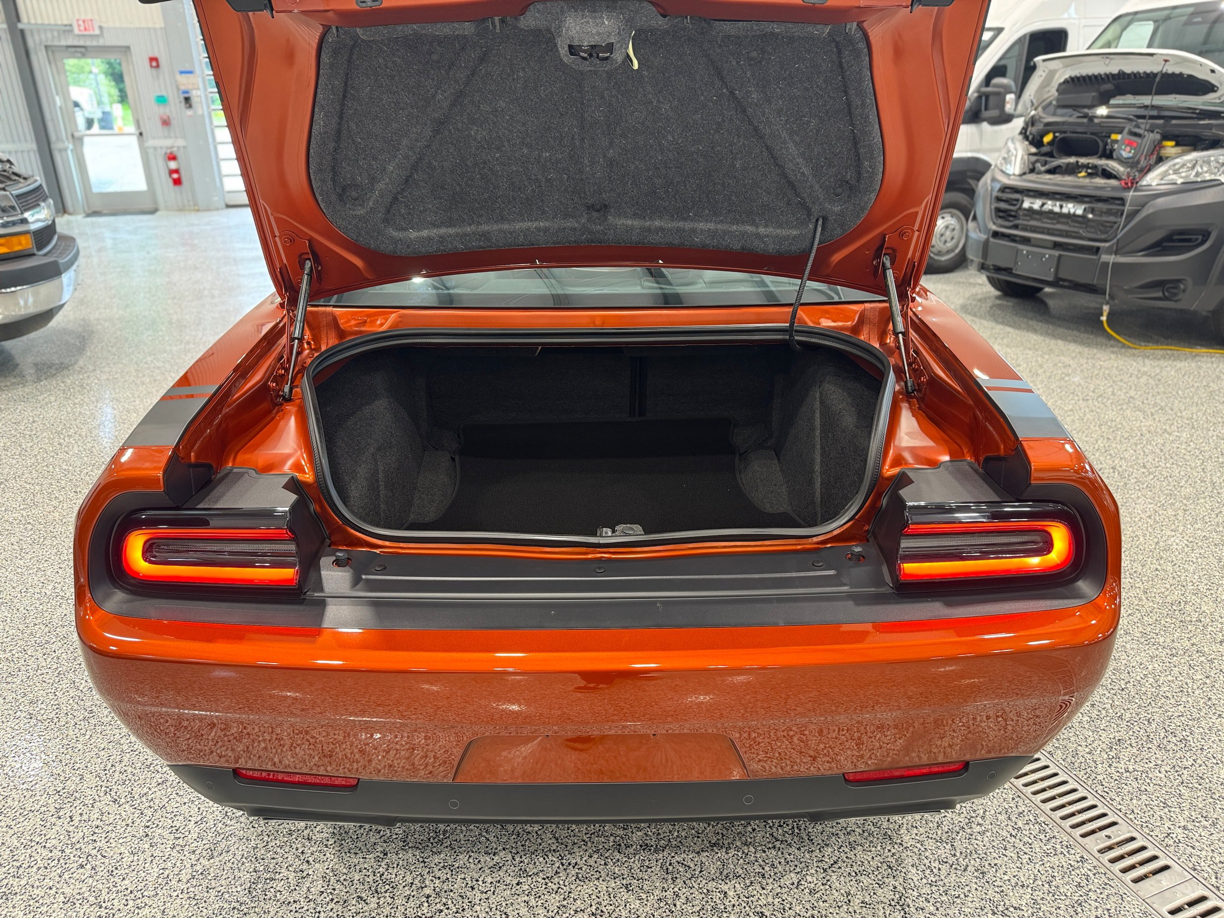 Used 2021 Dodge Challenger R/T Scat Pack RWD image 9