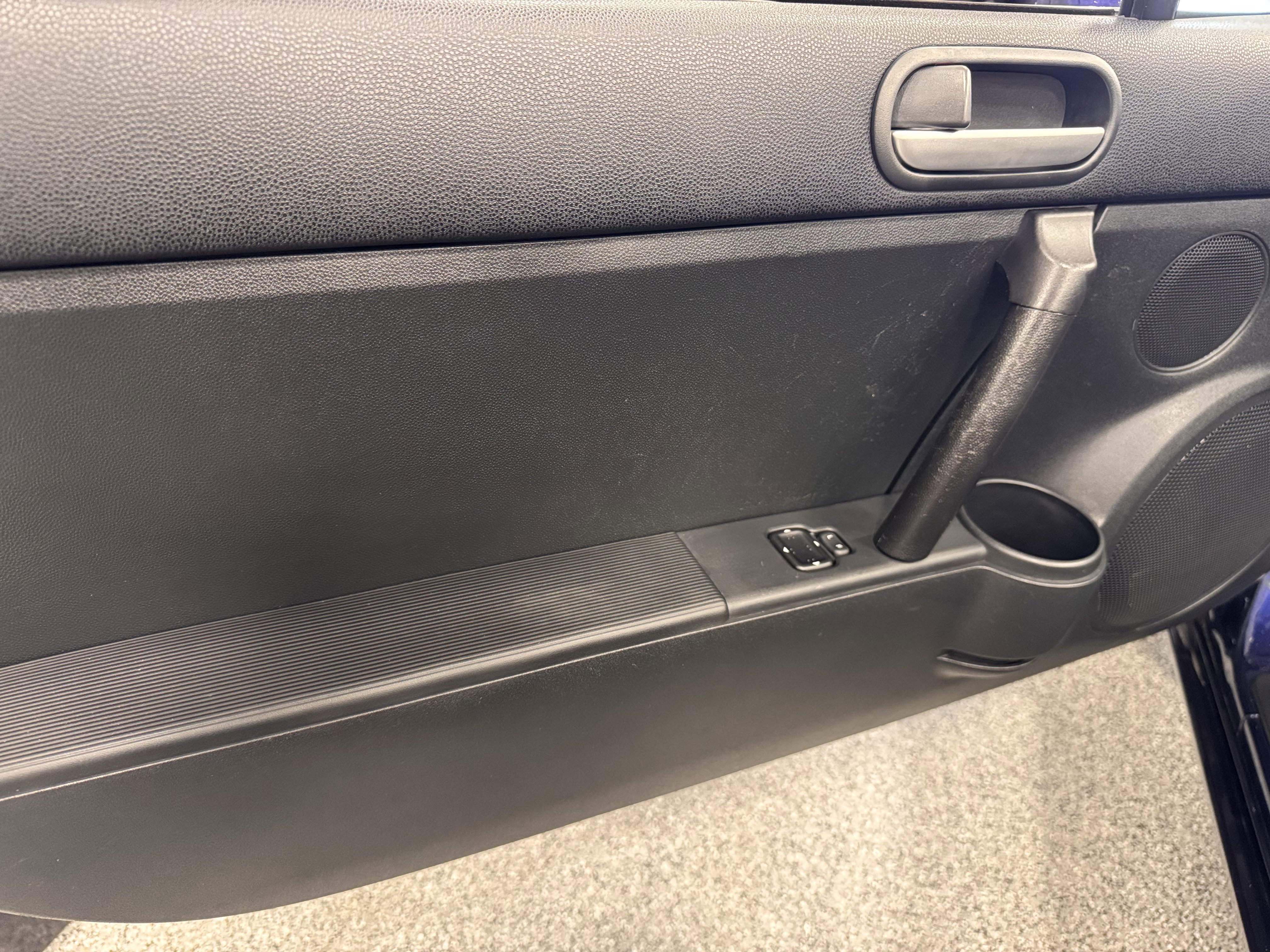 Used 2007 MAZDA MX-5 Miata Sport image 15