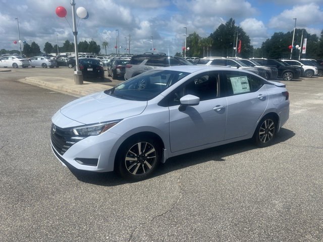 New 2025 Nissan Versa SV w/ Trunk Package image 3