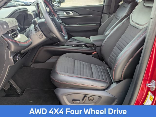 Used 2025 Ford Explorer ST-Line w/ Premium Package AWD/4WD image 15