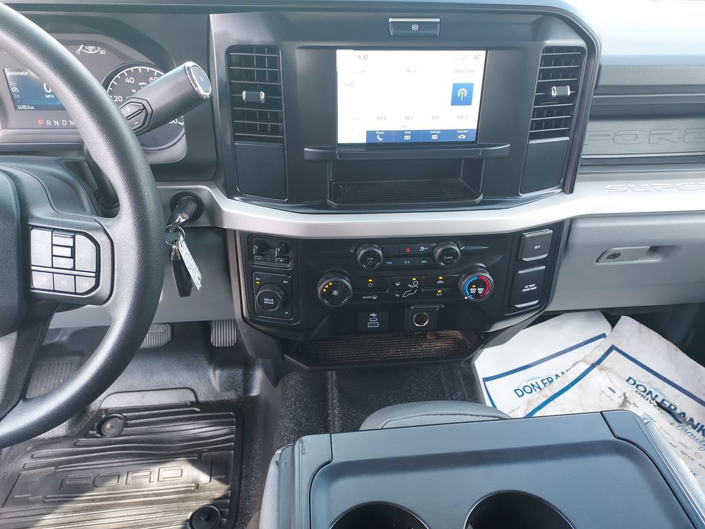 Used 2025 Ford F550 4x4 Crew Cab Super Duty image 20